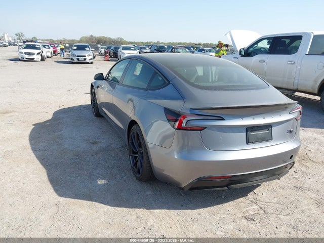 Tesla Model 3 Performance All-wheel Drive