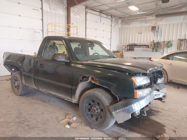 Salvage Chevrolet Silverado 1500 Image