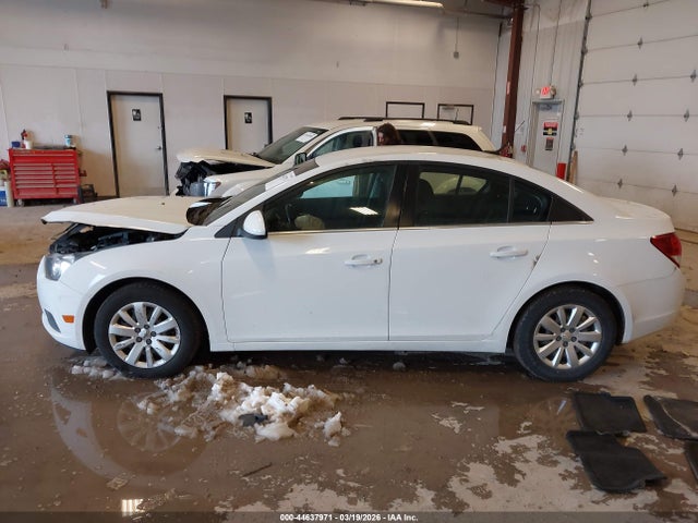 Chevrolet Cruze 1lt