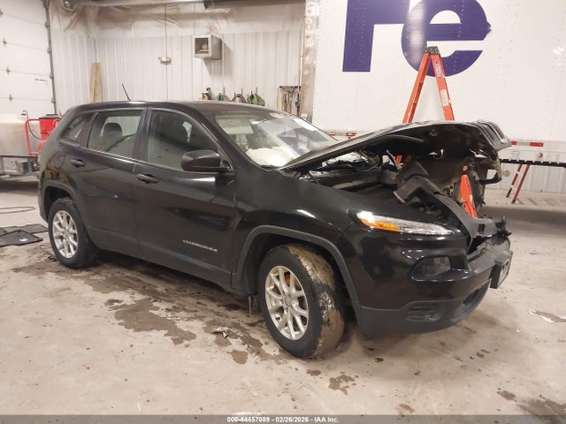 Salvage Jeep Cherokee Image
