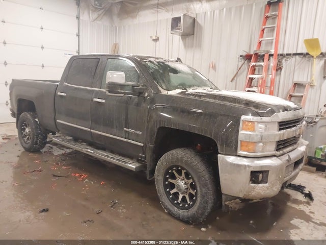 Salvage Chevrolet Silverado 2500 Image