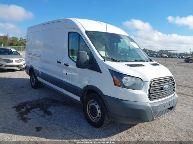 Salvage Ford Transit Image