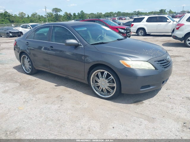 Salvage Toyota Camry Image