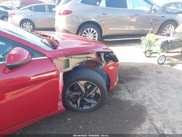 Hyundai ELANTRA Limited