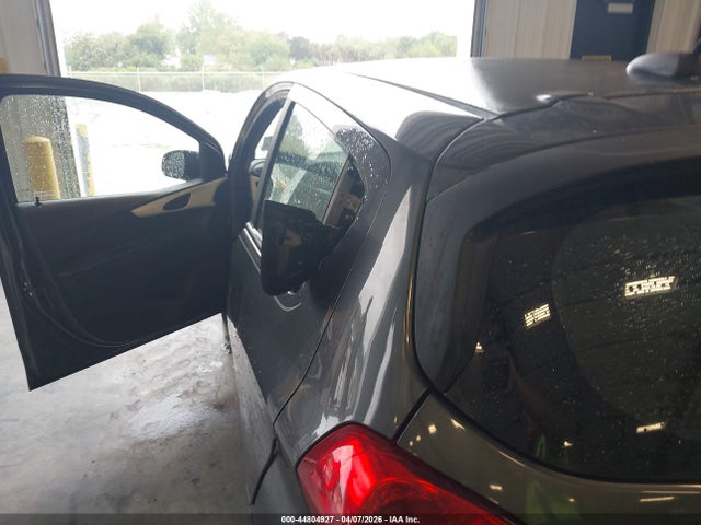 Chevrolet Spark 1lt Cvt