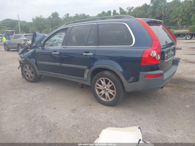 Volvo XC90 T6