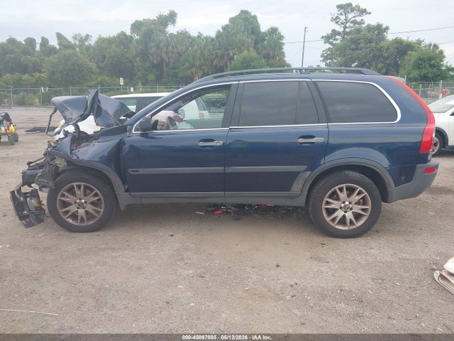 Volvo XC90 T6
