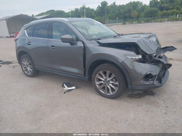 Salvage Mazda Cx Image