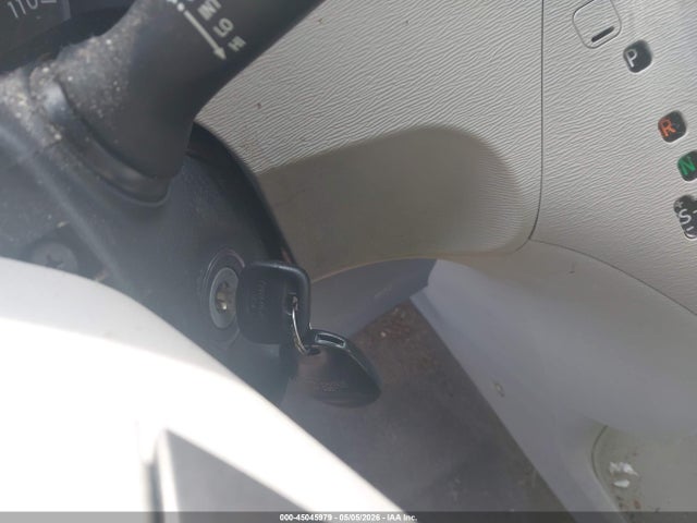 Toyota Sienna Le V6 8 Passenger