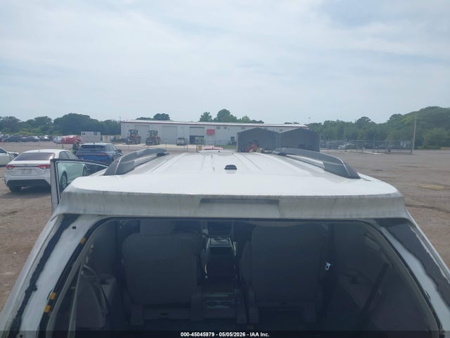 Toyota Sienna Le V6 8 Passenger