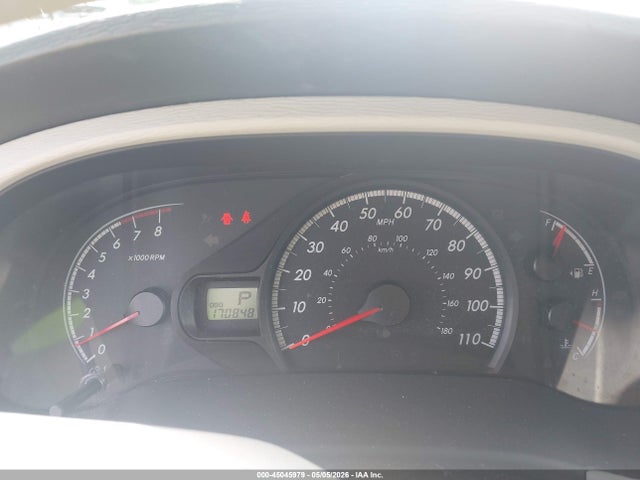 Toyota Sienna Le V6 8 Passenger