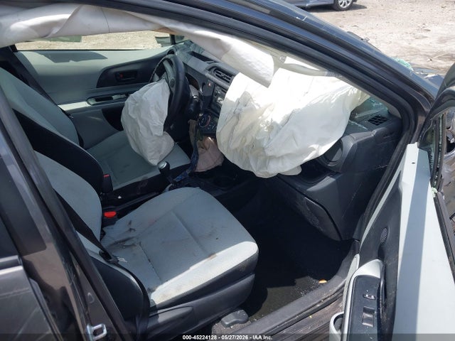 Toyota Prius c One