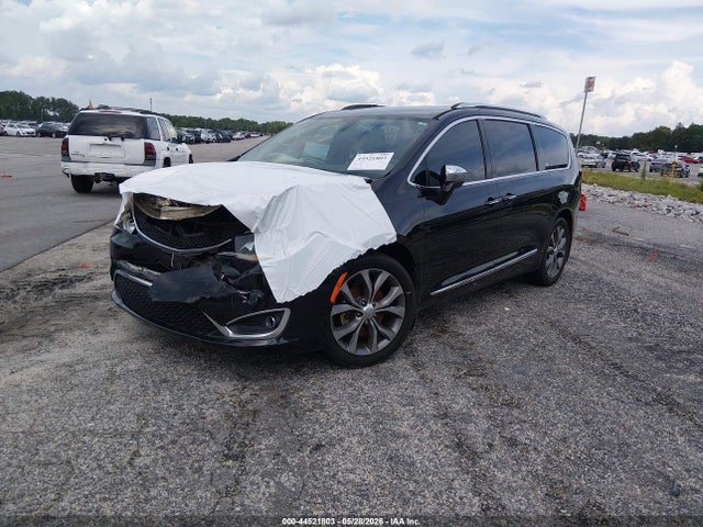 Chrysler Pacifica Limited