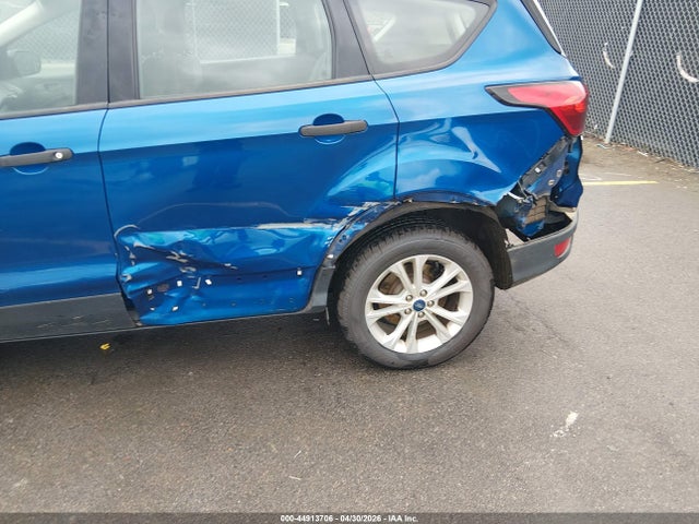 Ford Escape S