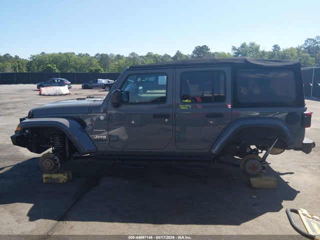 Jeep Wrangler Sahara 4x4
