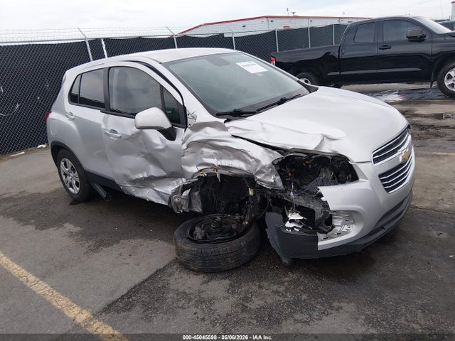 Salvage Chevrolet Trax Image