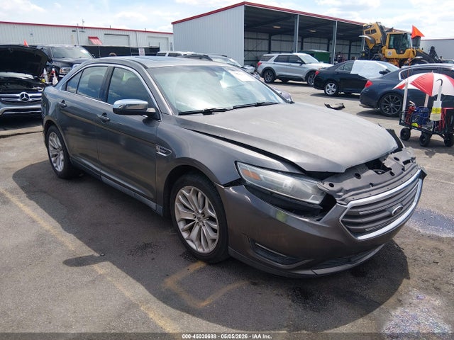 Salvage Ford Taurus Image