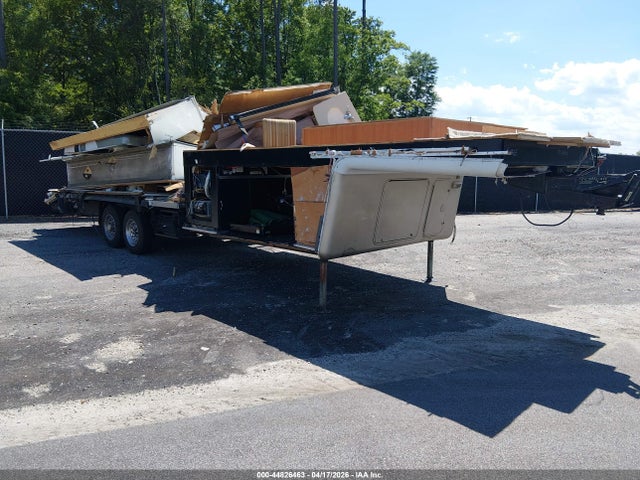 Salvage Doubletree Mobile Suites Image