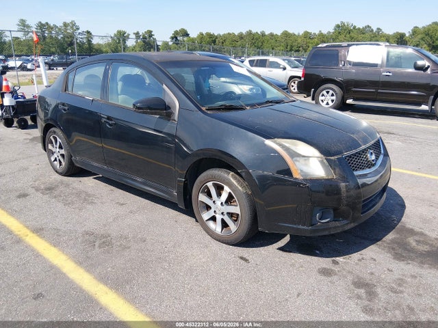 Salvage Nissan Sentra Image