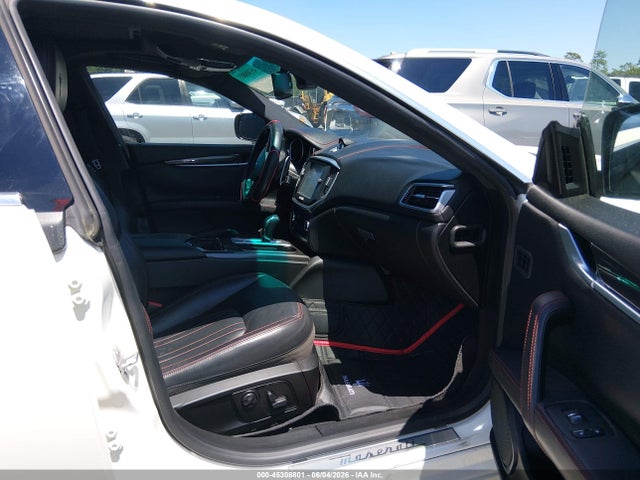 Maserati Ghibli S Q4