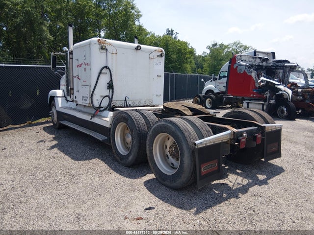 Freightliner Conventional Fld120