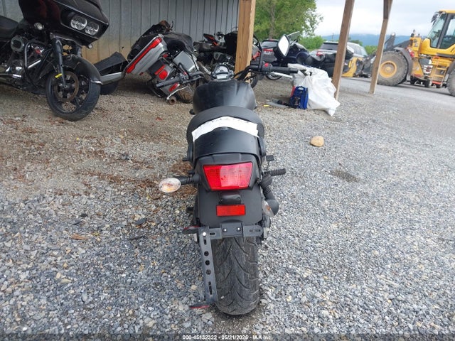 Kawasaki En650 C