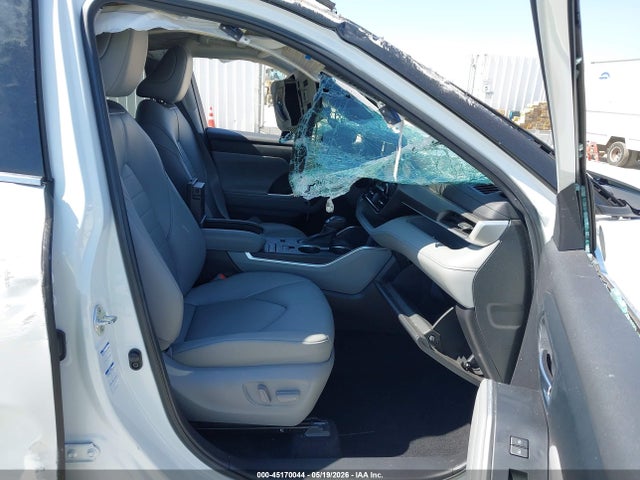 Toyota Highlander Hybrid Xle