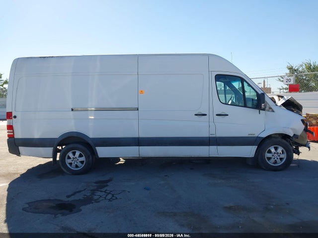 Mercedes-Benz Sprinter Van 2500 High Roof