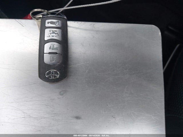 Toyota Yaris L