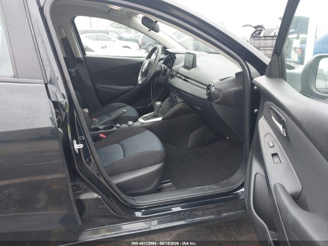 Toyota Yaris L