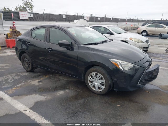 Salvage Toyota Yaris Image