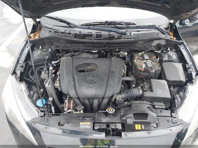 Toyota Yaris L