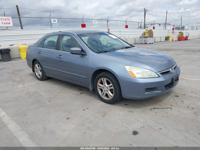 Salvage Honda Accord Image