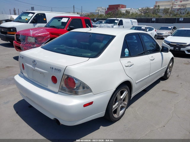 Lexus Is