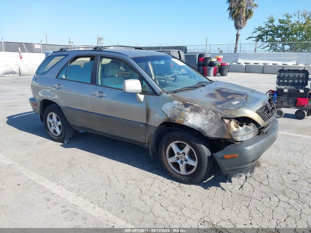 Salvage Lexus RX Image