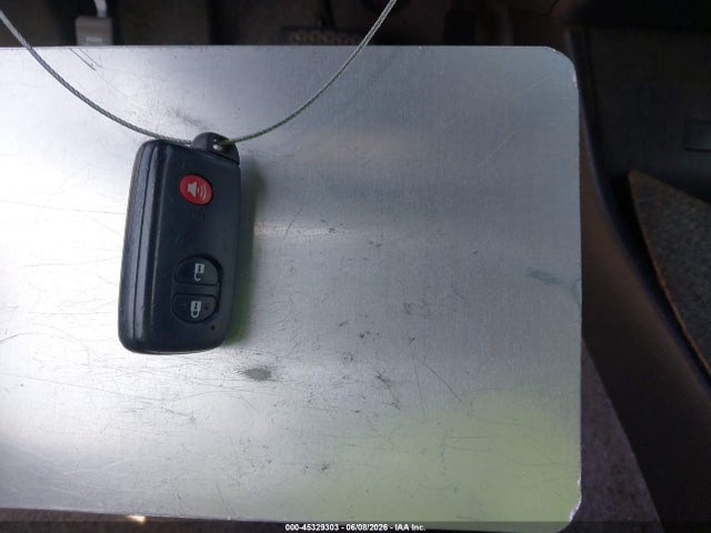 Toyota Prius Three