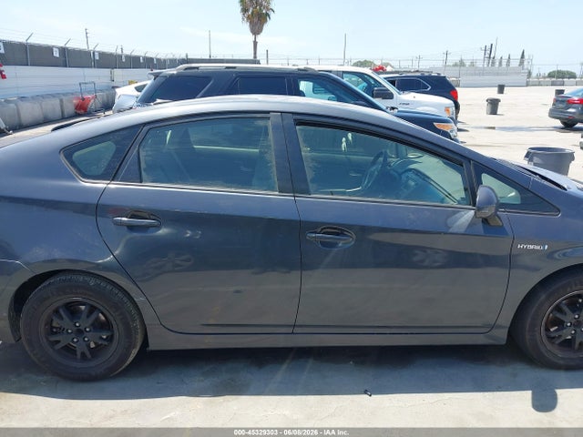 Toyota Prius Three