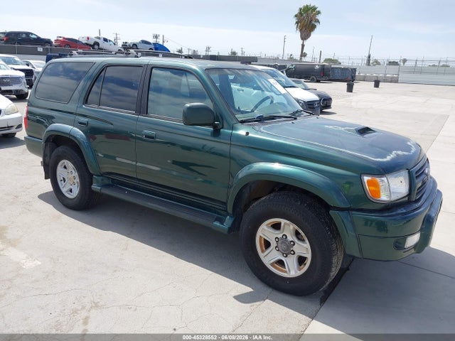 Salvage Toyota 4Runner Image