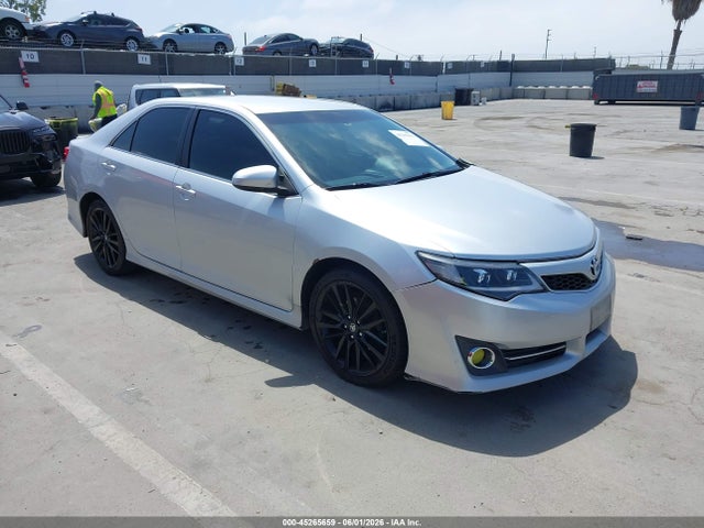 Salvage Toyota Camry Image