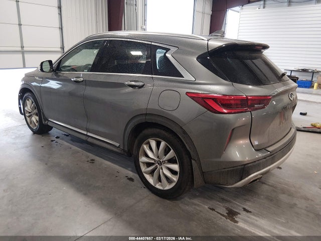 INFINITI Qx Essential