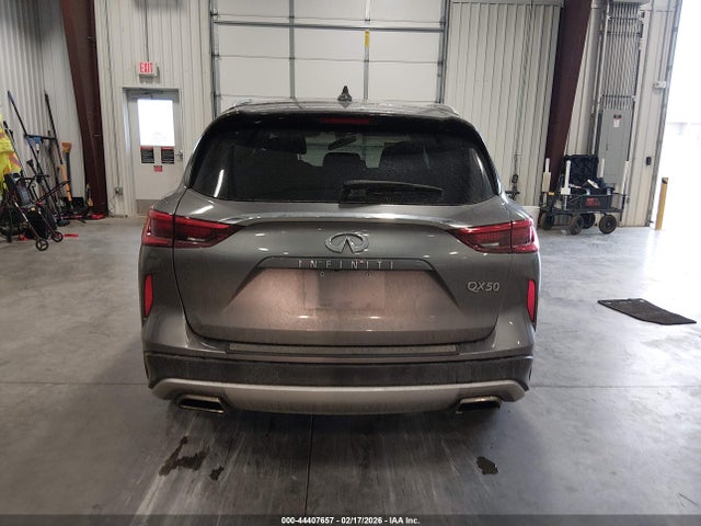 INFINITI Qx Essential