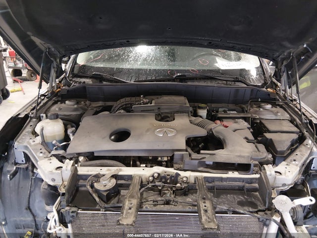 INFINITI Qx Essential