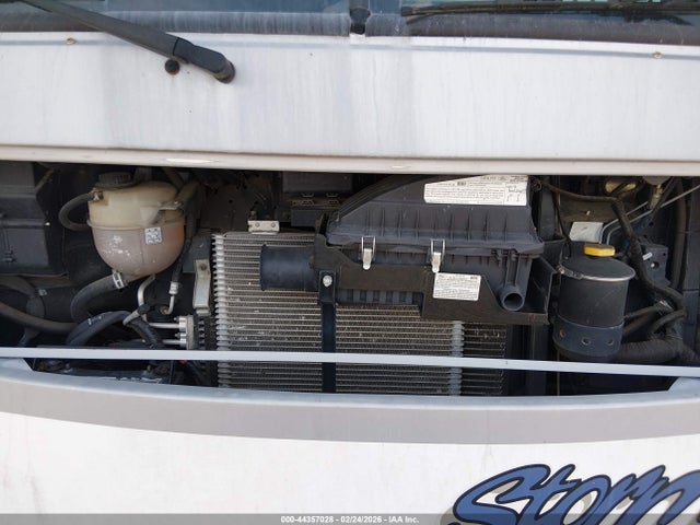 Ford F-550 Super Duty Stripped Chass