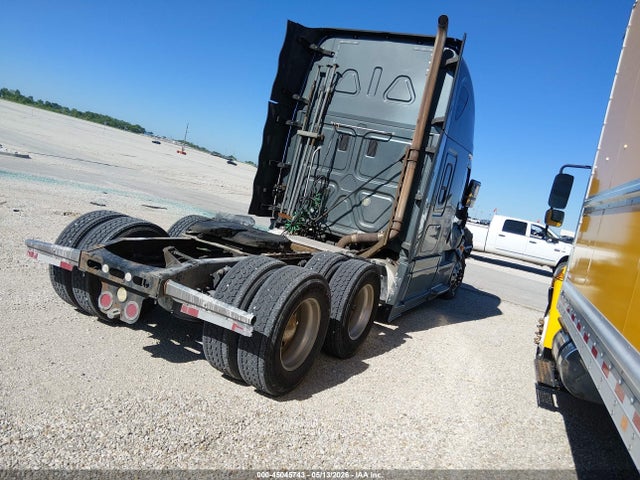 Freightliner Cascadia 125