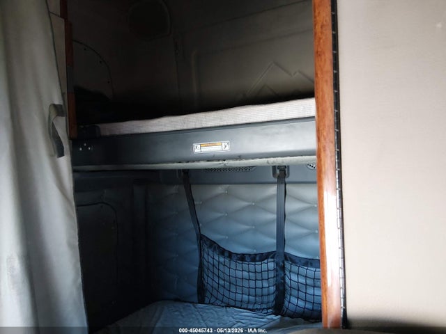 Freightliner Cascadia 125