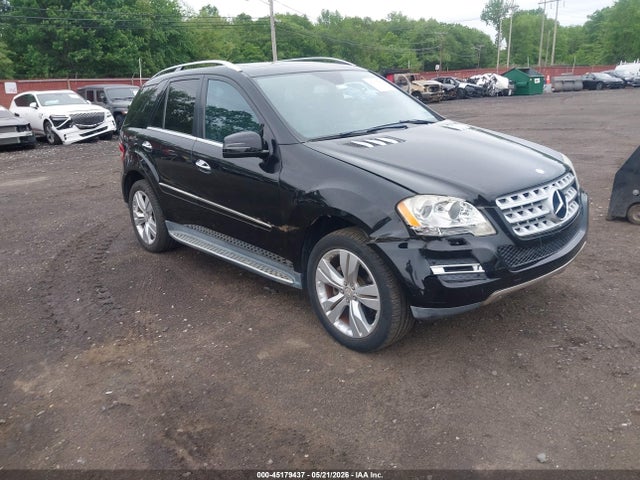 Salvage Mercedes-Benz M-Class Image