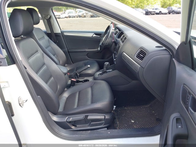 Volkswagen Jetta 1.4t Se