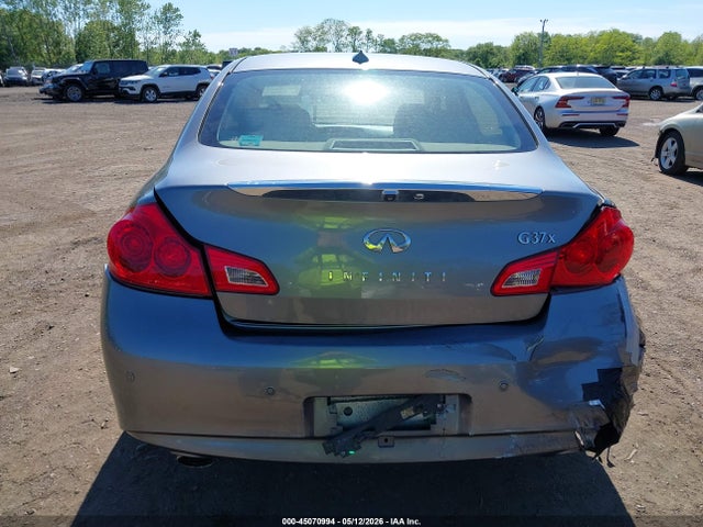 INFINITI G37x