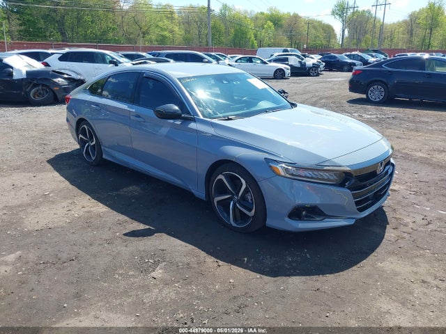 Salvage Honda Accord Image