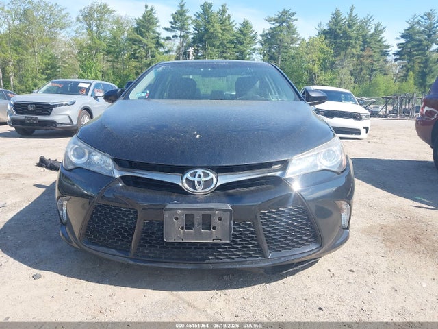 Toyota Camry Se